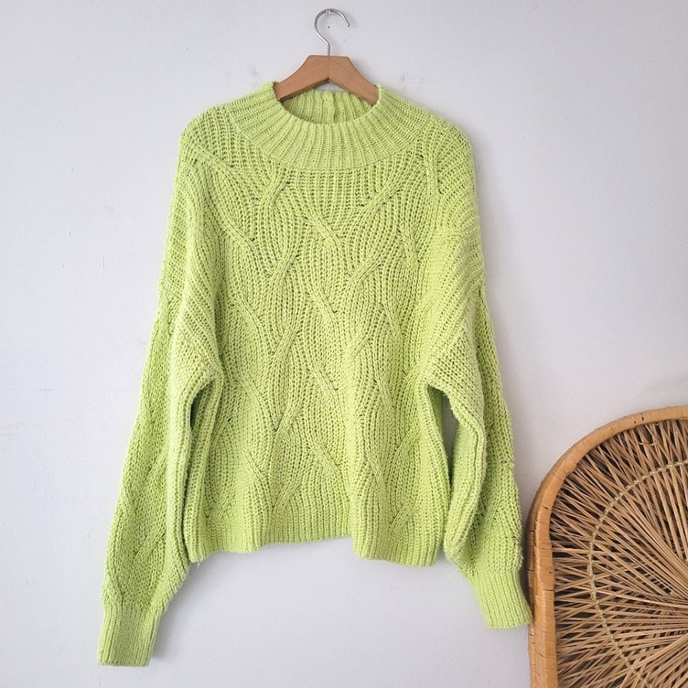American Eagle Neon Chunky Knit Cable Sweater L